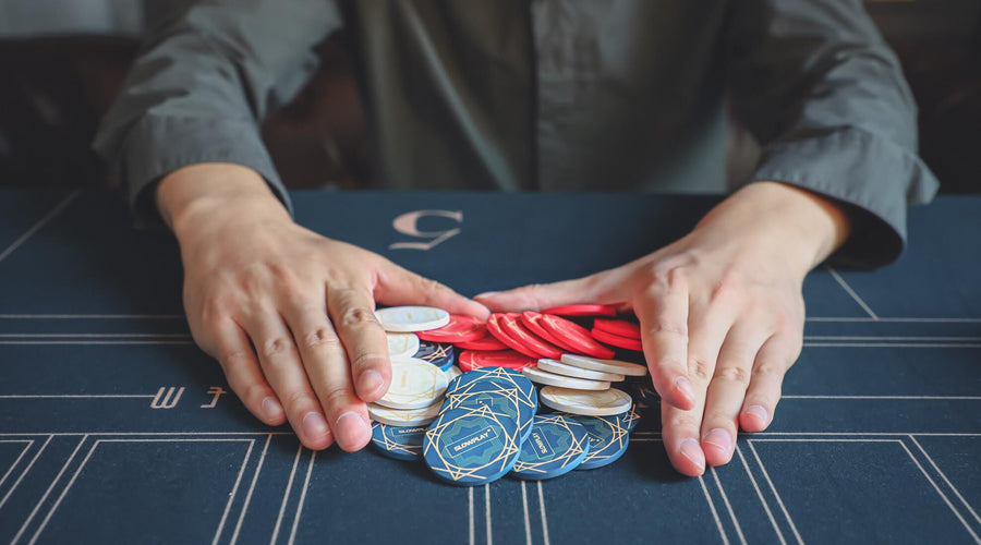 THE ESSENTIAL GUIDE TO POKER MATH